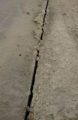 defekte Abschlusskanten von Betonfußböden 